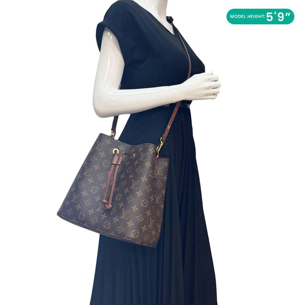 Louis Vuitton Neonoe MM Monogram Canvas Shoulder Bag Caramel & Brown