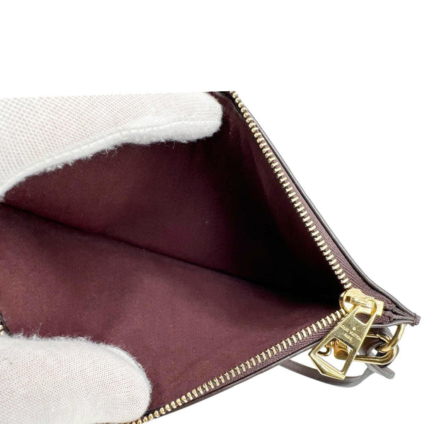 LOUIS VUITTON Monogram Vernis Wristlet Amarante