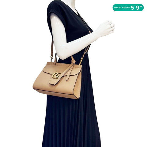 GUCCI GG Marmont Pebbled Leather Top Handle Crossbody Bag Beige 779796