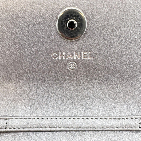CHANEL Pearl My Shoulder Mini Lambskin Quilted Leather Wallet Silver