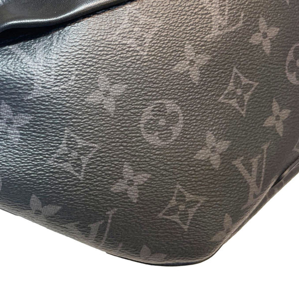 LOUIS VUITTON Discovery Monogram Galaxy Black Bumbag left cornre ook