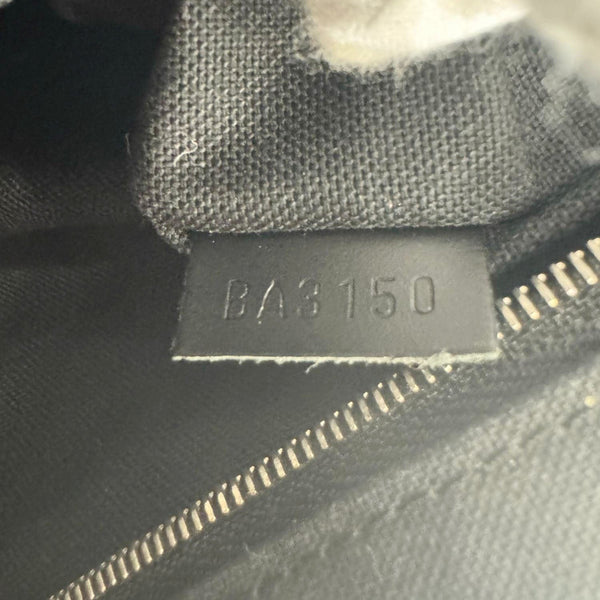 LOUIS VUITTON Roadster Damier Graphite Travel Bag Black