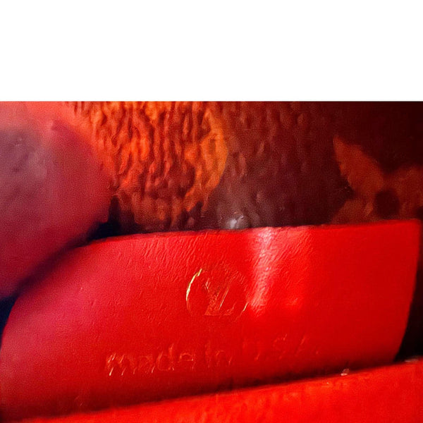 LOUIS VUITTON Neonoe MM Monogram Canvas Shoulder Bag Red