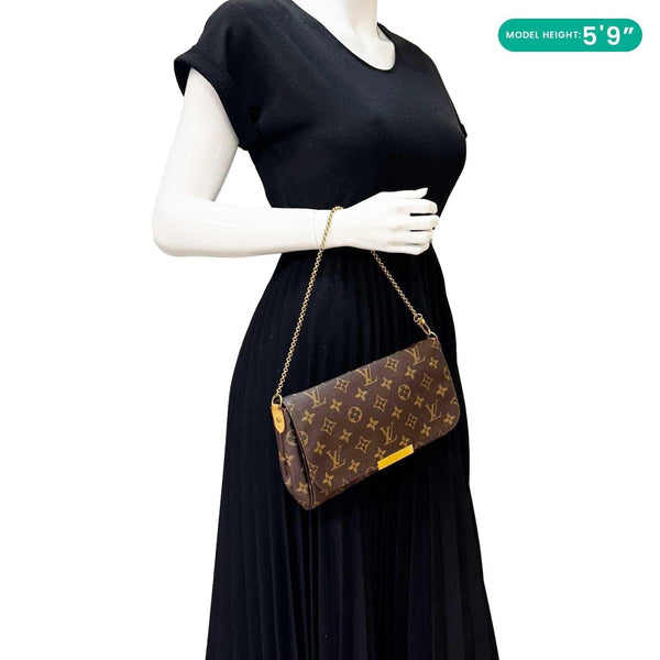 LOUIS VUITTON Favorite MM Monogram Canvas Shoulder Bag Brown