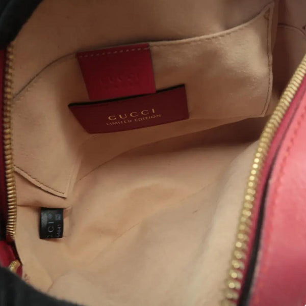 GUCCI Kingsnake Heart Mini GG Supreme Chain Crossbody Bag Red 409535