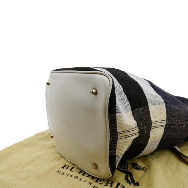 BURBERRY Susanna Mega Check Bucket Shoulder Bag Navy Blue