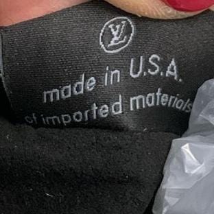 LOUIS VUITTON Metis Pochette Reverse Monogram Canvas Crossbody Bag Brown