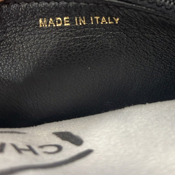 CHANEL Boy Flap Woven Raffia Leather Shoulder Bag Black