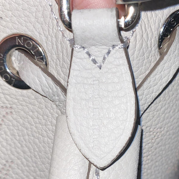 LOUIS VUITTON Bella Mahina Calf Leather Crossbody Bag Brume