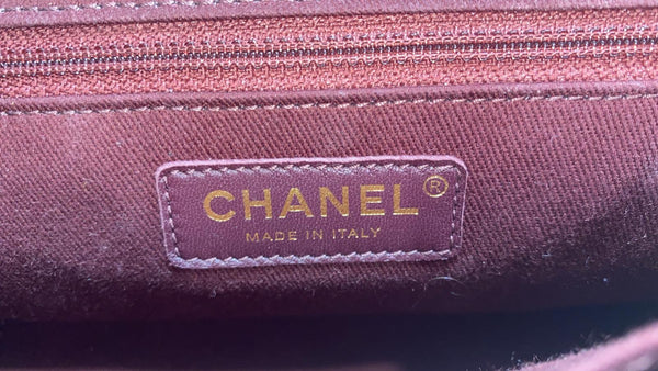 CHANEL Business Affinity Medium Flap Caviar Quilted Shoulder Bag Black