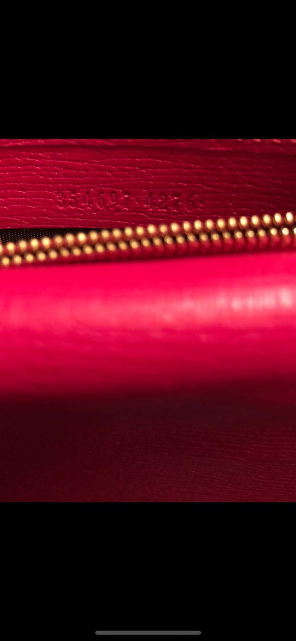 GUCCI Chain Red/Fuchsia Crossbody Clutch Bag