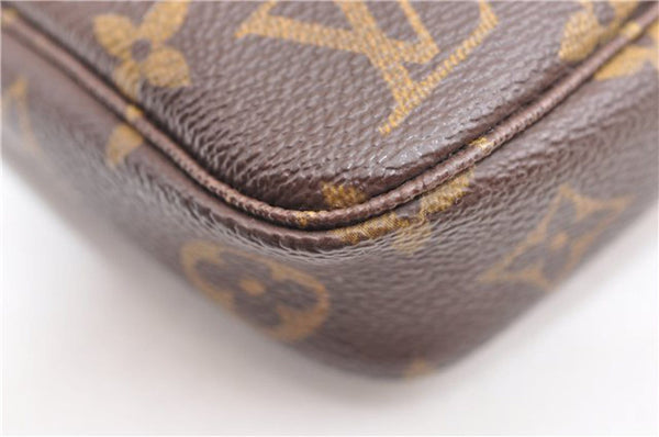 LOUIS VUITTON Monogram Canvas Pochette Accessoires Pouch