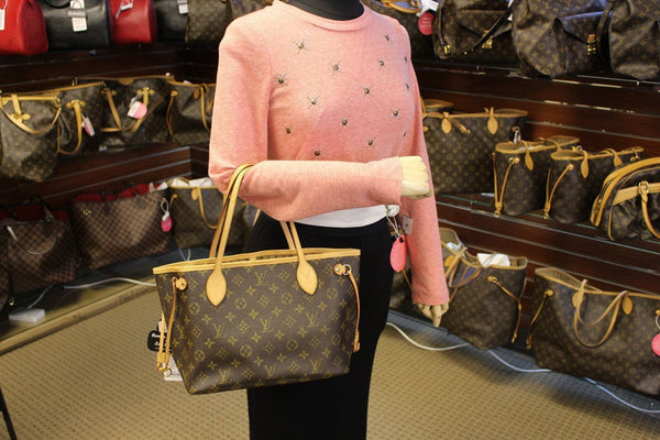 LOUIS VUITTON Monogram Canvas Neverfull PM Tote Shoulder Bag