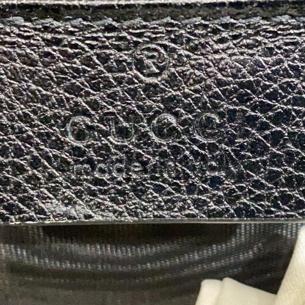 GUCCI Zumi Grainy Leather Pouch Black 570728 - 25% OFF