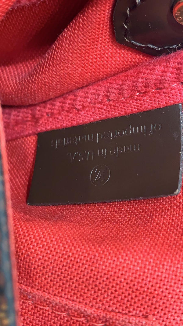 LOUIS VUITTON Favorite MM Damier Ebene Crossbody Bag Brown