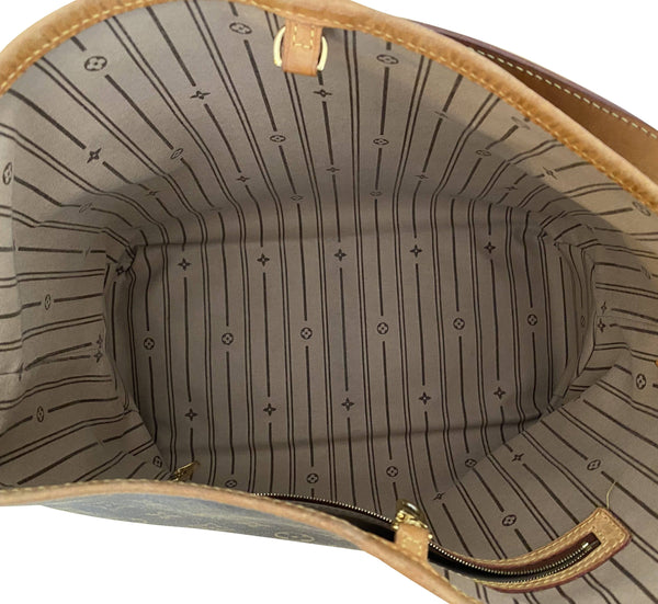 Interior Lv Delightful PM Monogram Shoulder Hobo Bag