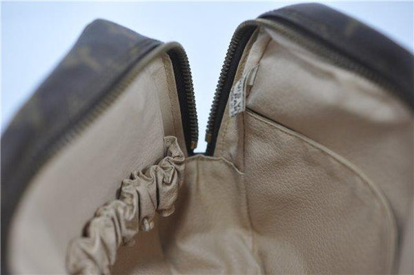 LOUIS VUITTON Monogram Trousse Toilette 23 Pouch