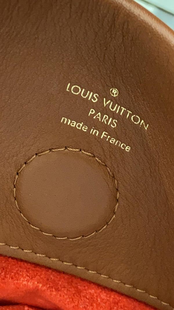 LOUIS VUITTON Tuileries Besace Monogram Canvas Shoulder Bag Caramel
