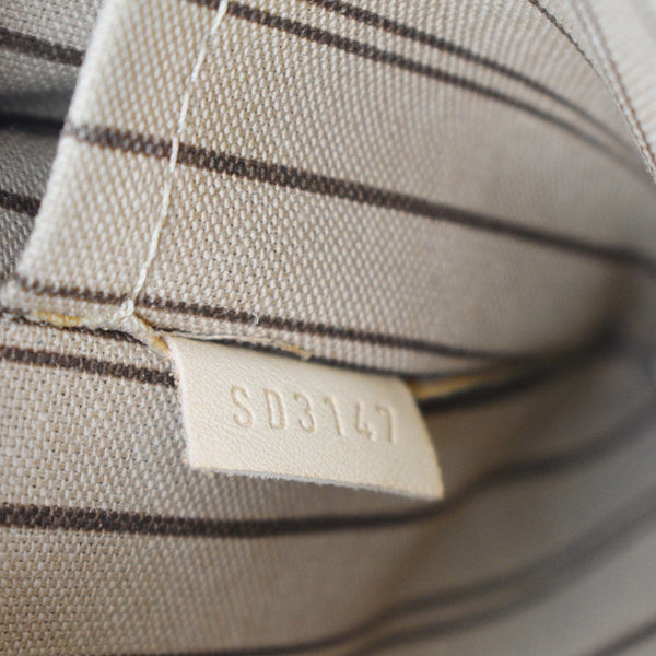 LOUIS VUITTON Neverfull MM Monogram Canvas Tote Bag Brown