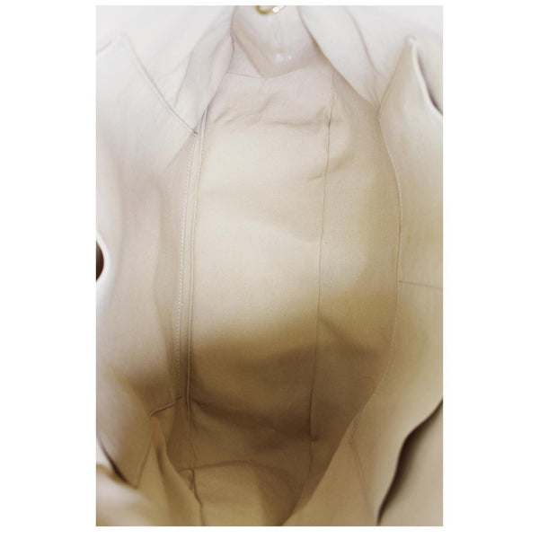 Louis Vuitton Siracusa GM Damier Azur bag interior