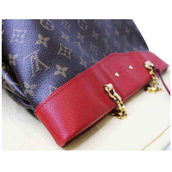 close view LV Pallas Chain Shopper Monogram Canvas Bag