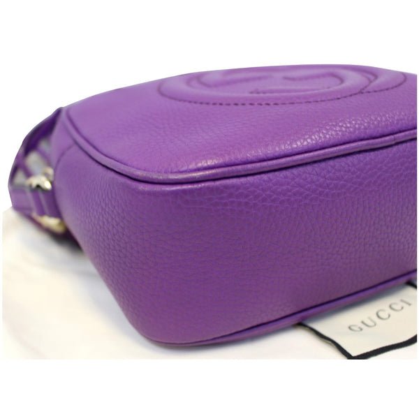 Gucci Crossbody Bag Soho Disco Pebbled Leather - left side