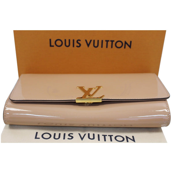 LOUIS VUITTON Louise Patent Leather Long Wallet Nude