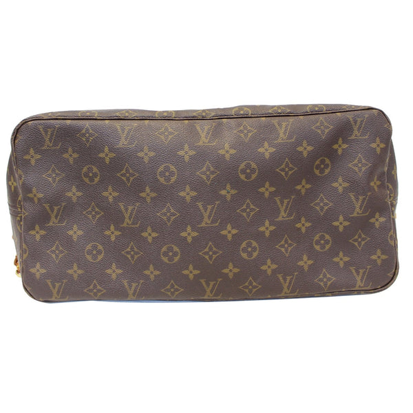 Louis Vuitton Neverfull GM Monogram Bag bottom look