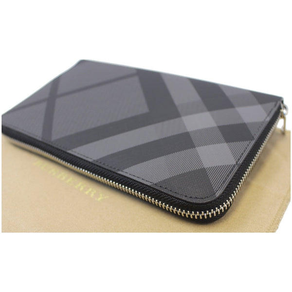 BURBERRY London Check Ziparound Wallet Grey Black-US