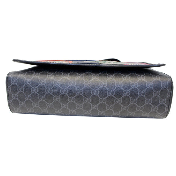 Gucci Messenger Bag Night Courrier GG Supreme Flap - bottom