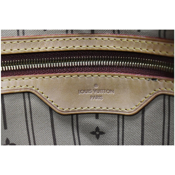 Louis Vuitton Delightful GM Shoulder Bag - PARIS