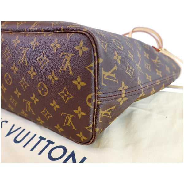 Louis Vuitton Neverfull MM Monogram Canvas Tote Bag corner closeup
