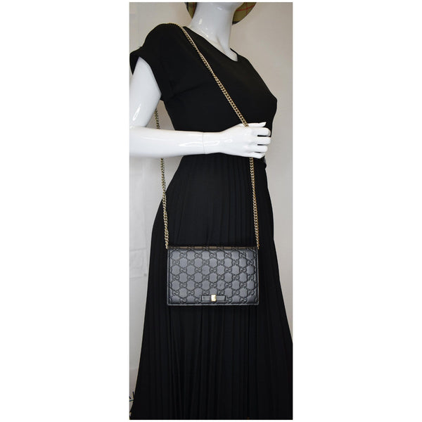 GUCCI Bow Guccissima Leather Chain Wallet Black 431408