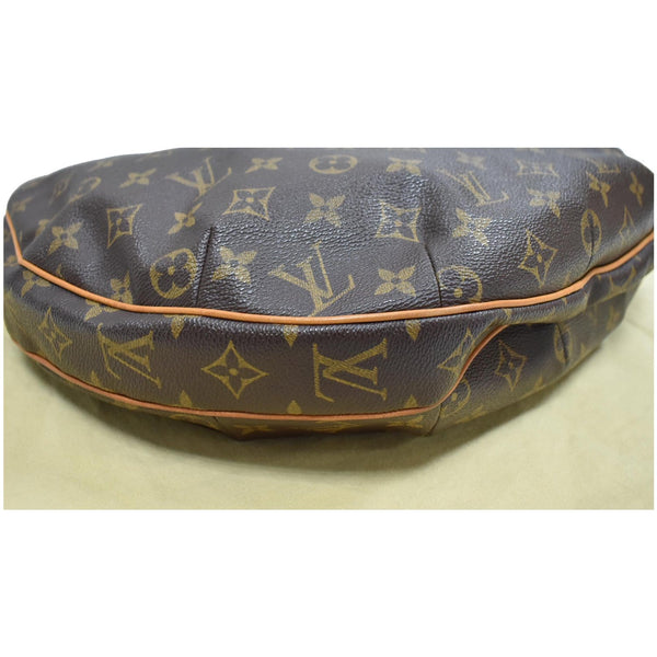 LOUIS VUITTON Croissant GM Monogram Canvas Shoulder Bag Brown