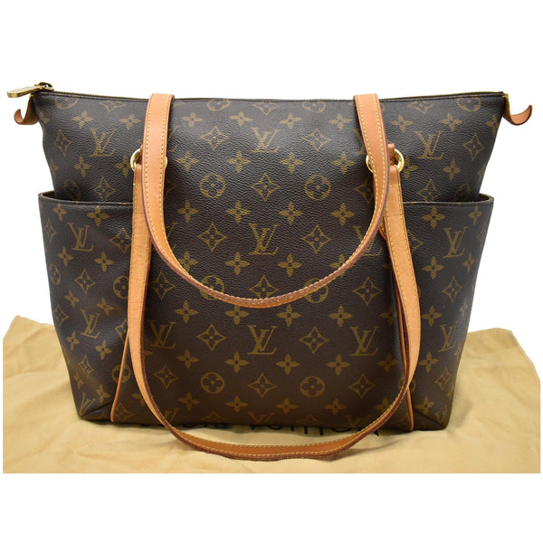 LOUIS VUITTON Totally MM Monogram Canvas Shoulder Bag Brown