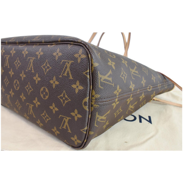 Louis Vuitton Neverfull MM Monogram Canvas Tote Bag - for women