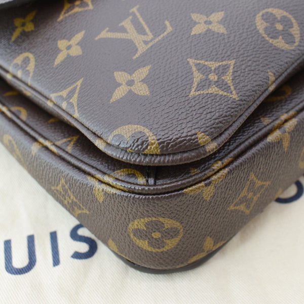 LOUIS VUITTON Metis Pochette Monogram Canvas Crossbody Bag Brown