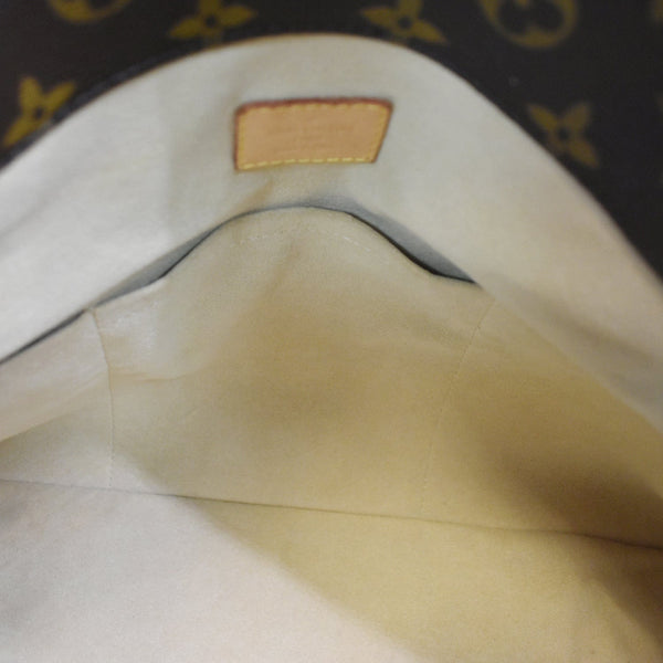 LOUIS VUITTON Artsy MM Monogram Canvas Hobo Bag Brown