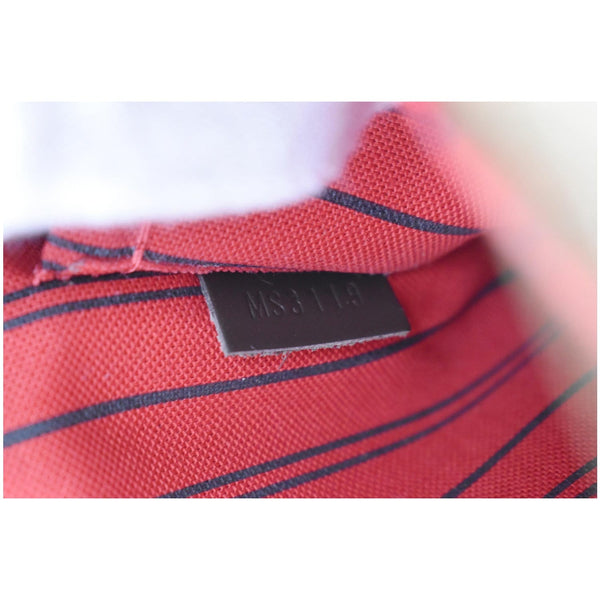 Louis Vuitton Neverfull MM Damier Ebene Wristlet Pouch code