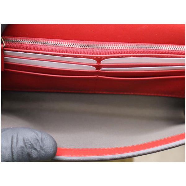 Gucci Peony Pearly GG Coated Leather Pouch interior