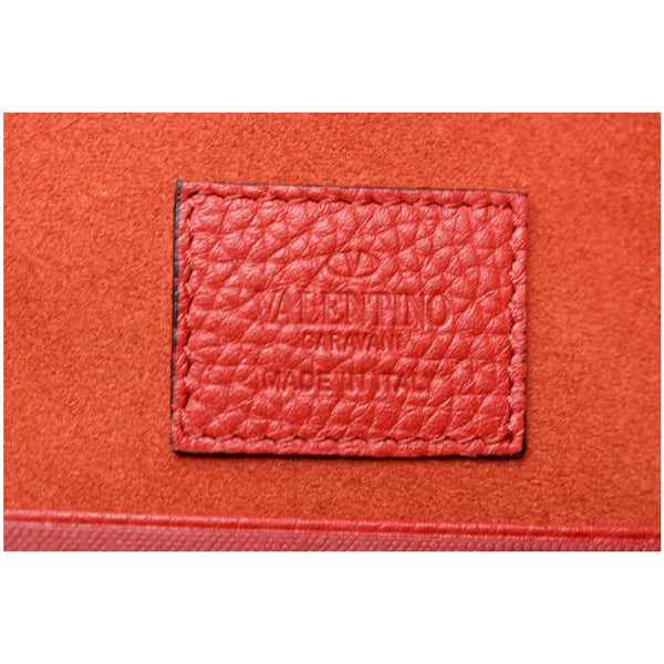 Valentino Garavani Rockstud Grainy Envelope Pouch - DDH