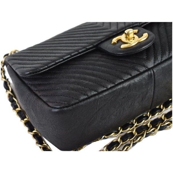 CHANEL Surpique Chevron Calfskin Classic Flap Shoulder Bag Black