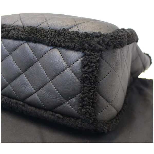 Chanel Tote Bag Cozy CC Shearling and Lambskin Black for sale