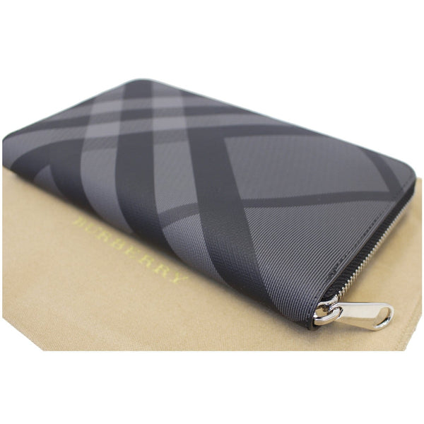 BURBERRY London Check Ziparound Wallet Grey Black-US