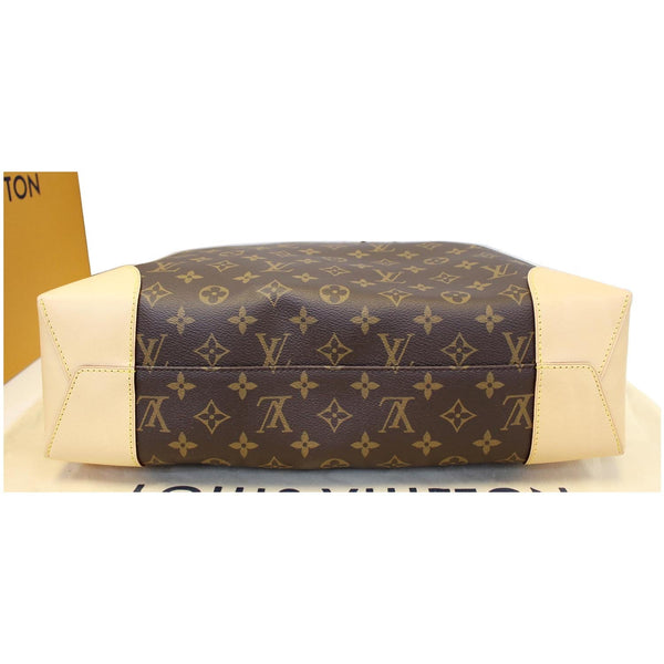 Louis Vuitton Berri MM - Lv Monogram Shoulder Bag - back view