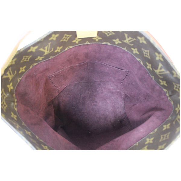 spacious interier lv Melie Bag