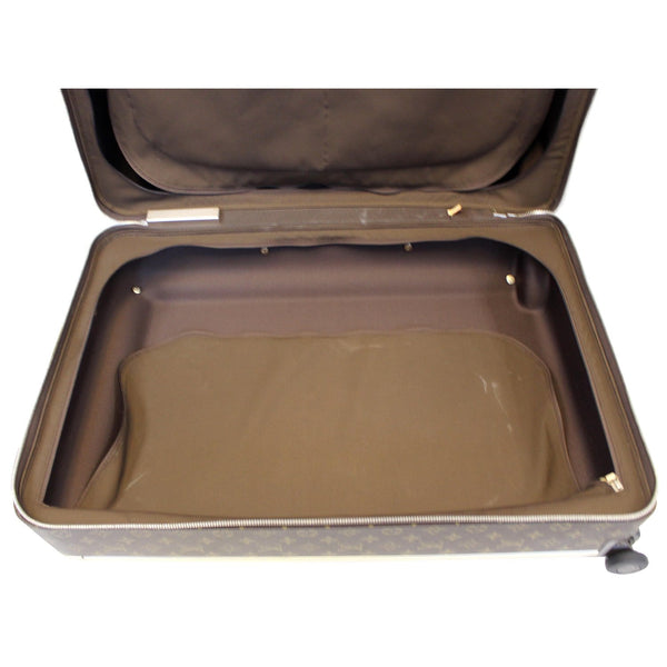 Louis Vuitton Horizon 55 - Lv Monogram Rolling Suitcase - inside view