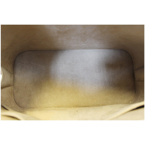 Louis Vuitton Alma Epi Leathe Bag Beige - Interior