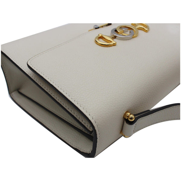 GUCCI Zumi Small Grainy Leather Chain Crossbody Bag White 576388