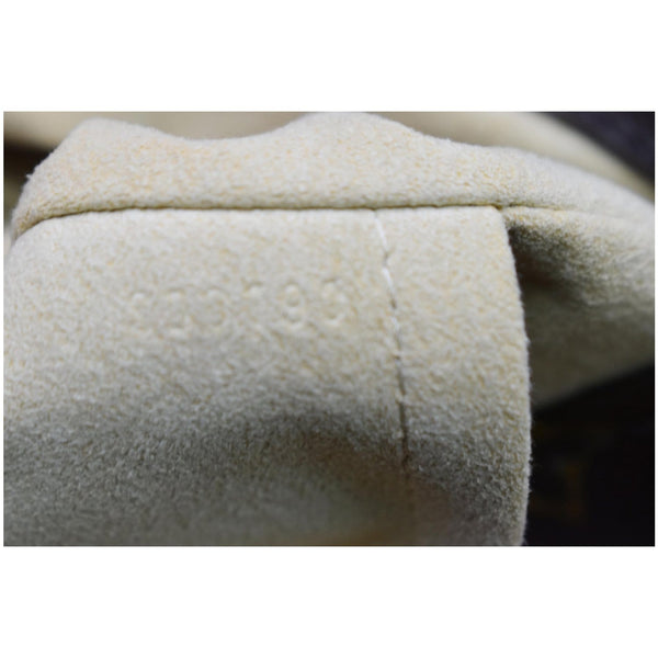 Louis Vuitton Artsy GM Monogram Canvas Hobo Bag - soft interior